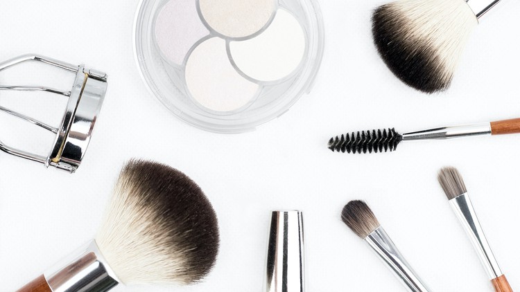 Read more about the article [100% Off] Makeup Artist Professional Certification (MAPC)